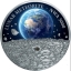 Лунный метеорит вставлен в монету номиналом 50 долларов