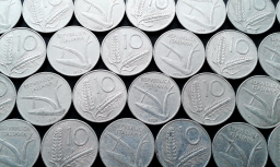 20 монет Италии 50-х годов 20 века - одним лотом.