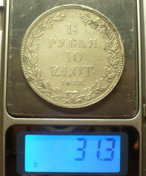 продам русско польскую монету 1,5 рубля 10 злотых 1835 года